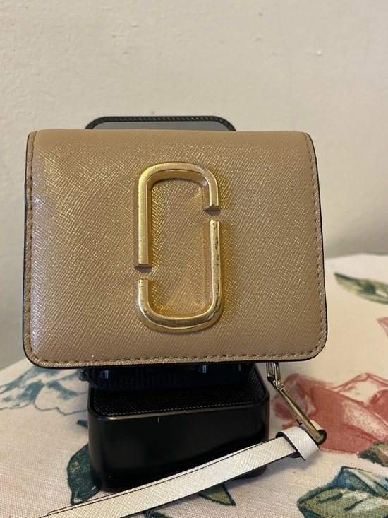 Marc Jacobs Handbags - Marc Jacobs Beige Saffiano Leather Compact Wallet with Gold Hardware